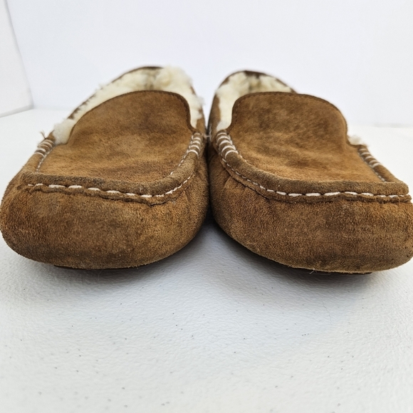 UGG Ansley Women's Brown Suede Slippers with Sheepskin Lining 8 - Picture 4 of 12